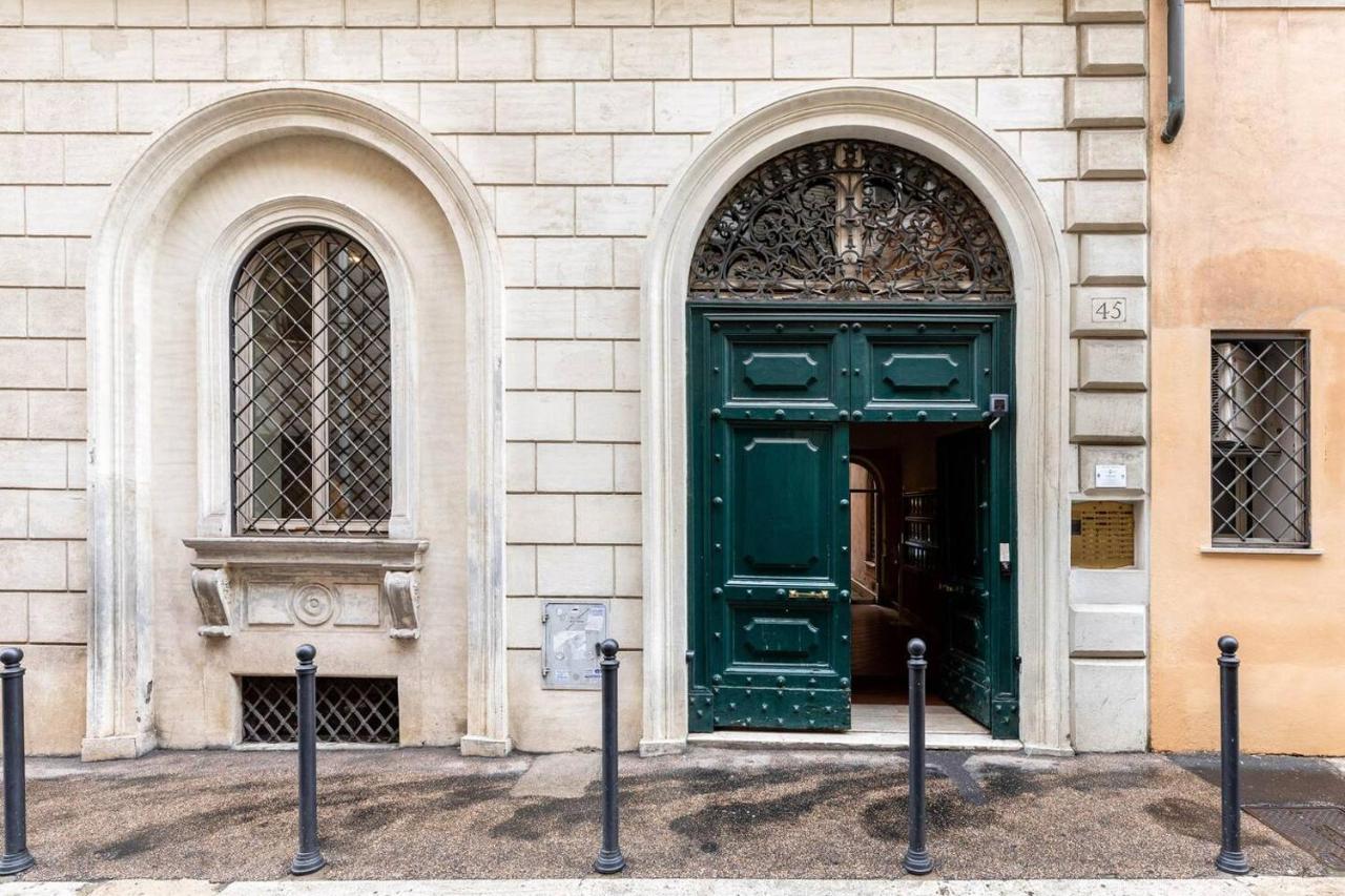 Vittoria Charme Apartment Rome Bagian luar foto
