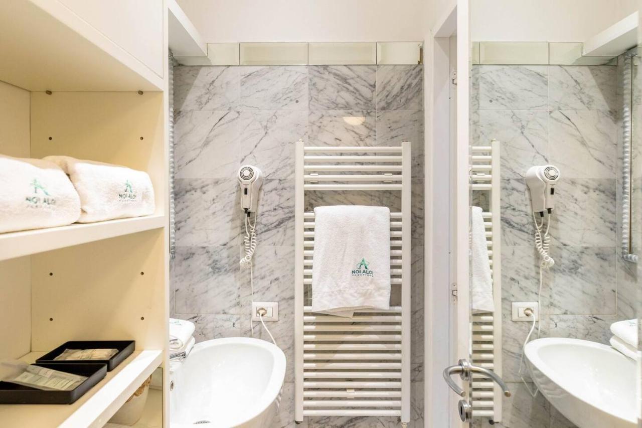 Vittoria Charme Apartment Rome Bagian luar foto